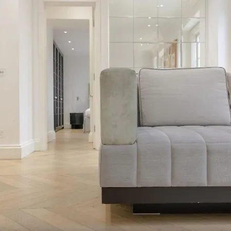 Elegant 1 Bedroom Apartment In South Kensington